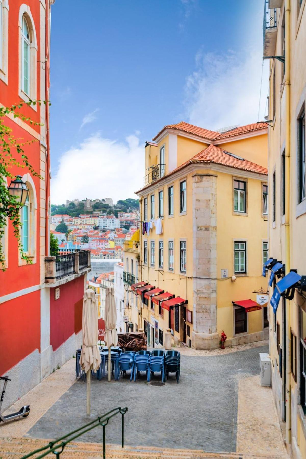 Chiado Cozy Loft Lisbon
